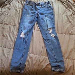 Stretchy denim jeans